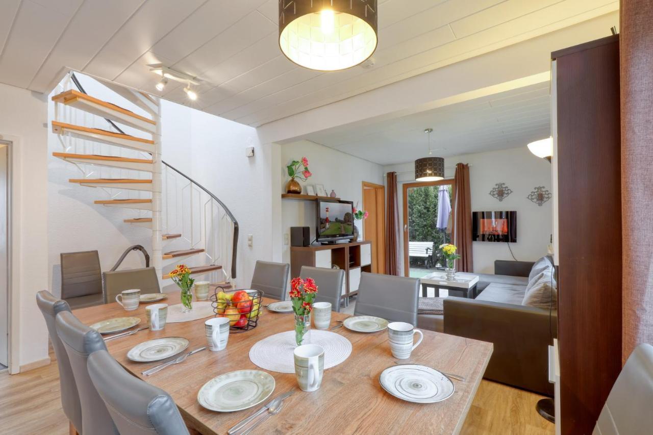 Seepark Kirchheim Ferienhaus Bei Diane Mit Sauna Exteriér fotografie