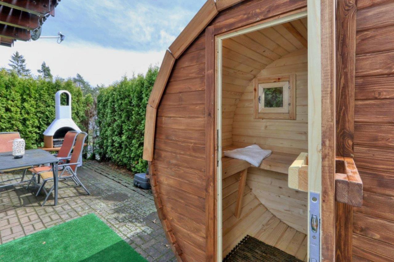 Seepark Kirchheim Ferienhaus Bei Diane Mit Sauna Exteriér fotografie