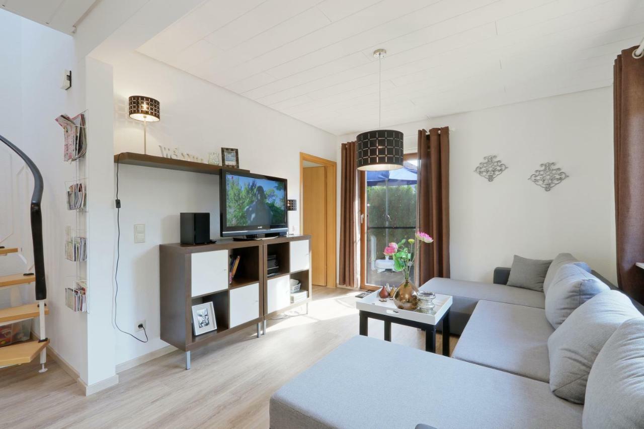 Seepark Kirchheim Ferienhaus Bei Diane Mit Sauna Exteriér fotografie